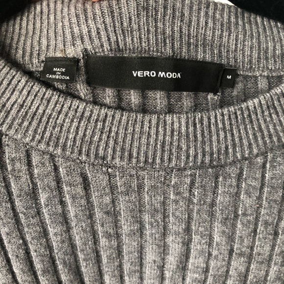 the SOFTEST ribbed sweater 😩😩 - Picture 4 of 4